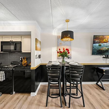 Walk To Anakeesta Romantic 1Br W Fireplace Гетлинбург Екстериор снимка